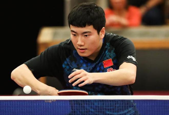 他在有限的 他在有限的